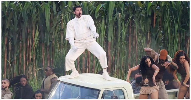 DIOS BENDIGA AMERICA: BAD BUNNY Y EL MEDIO TIEMPO MÁS LATINO