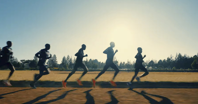 Huawei y Eliud Kipchoge juntos por el desarrollo del running.
